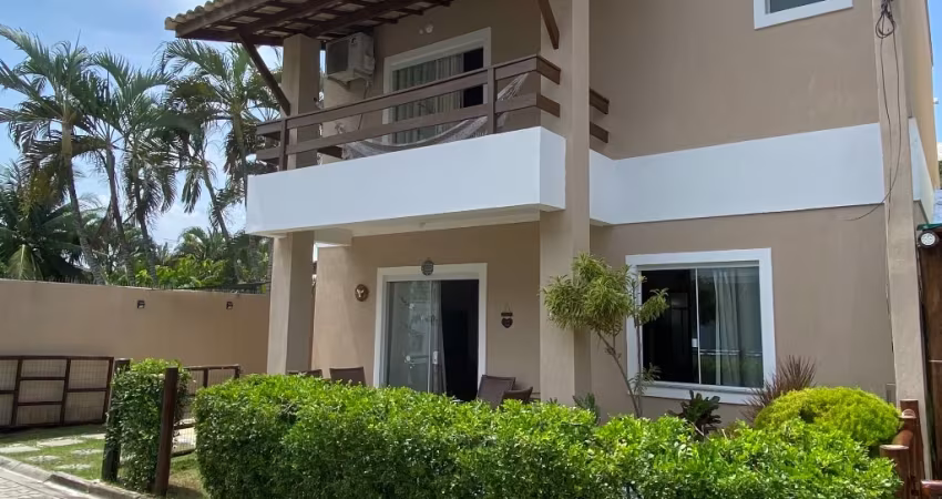 Casa em Condomínio, 04 Quartos  Mobiliada