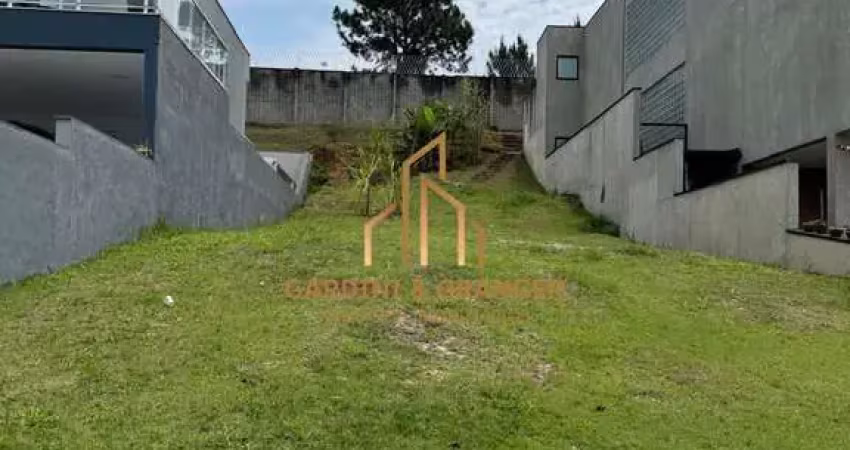 Condomínio aruã brisas - lote com leve aclive a venda no condomínio aruã brisas em mogi das cruzes