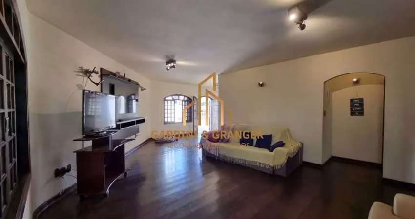 Sobrado com 3 dormitórios à venda, 345 m² - Vila Oliveira - Mogi das Cruzes/SP