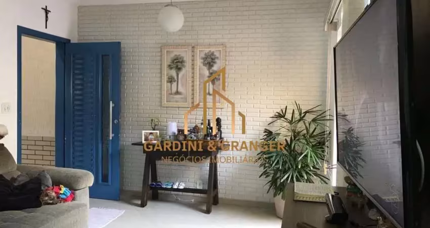 CASA TÉRREA A VENDA NA VILA REI EM MOGI DAS CRUZES.