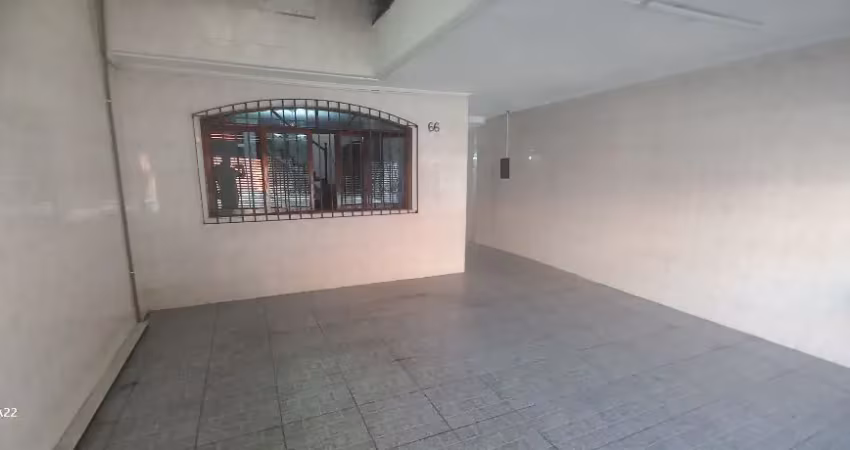 SOBRADO 02 DORMITÓRIOS, EDÍCULA E GARAGEM PARA 02 VEÍCULOS- RUDGE RAMOS SÃO BERNARDO DO CAMPO