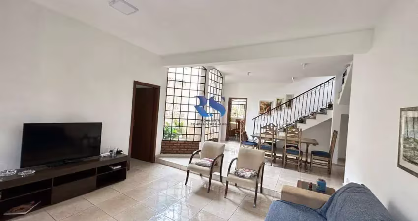 Casa com 4 quartos à venda na Rua Roma, Copacabana, Belo Horizonte