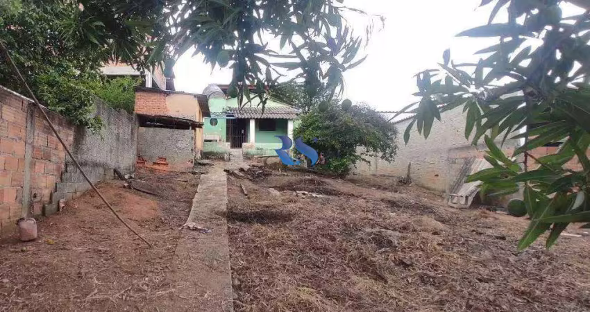 Compre LOTE No Centro de Ribeirão das Neves - Com área externa de Aproximadamente 550M²
