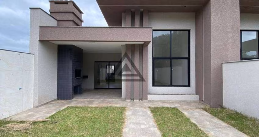 CASA COM 03 DORMITÓRIOS E PISCINA!