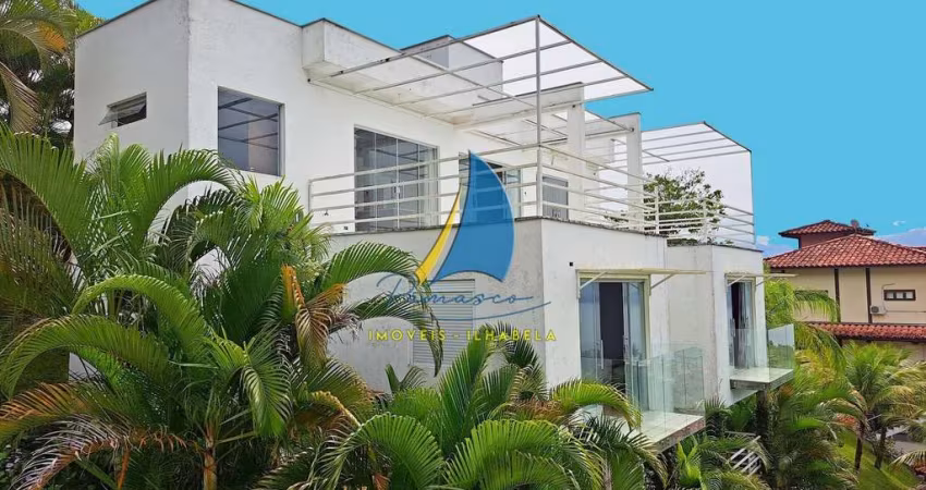 Imperdível! Casa de luxo à venda em Ilhabela-SP, bairro Siriuba: 3 suítes, 2 salas, 5 banheiros, vista para o mar, 409m².