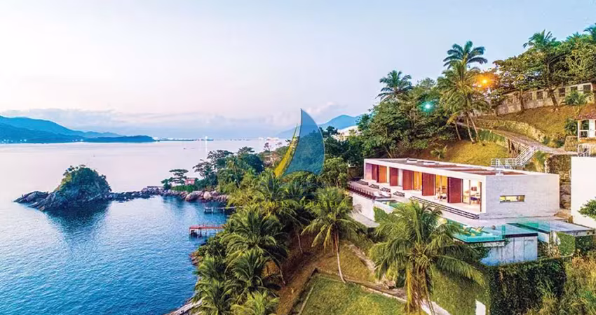 Casa nova em costeira - vista panorâmica para o mar - região sul de ilhabela - escritura definitiva.