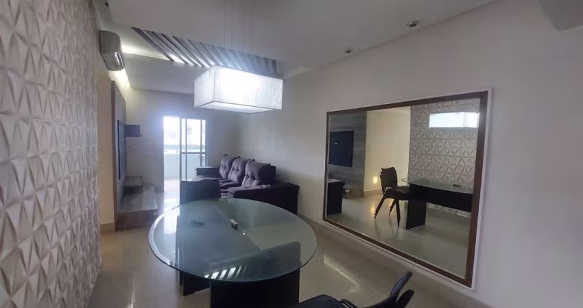 Apartamento locação Canto do Forte 2 dormitórios , 600m da Praia em Praia Grande.
