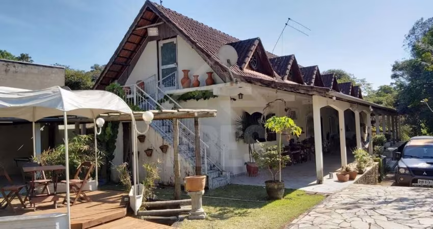 Chácara / sítio com 5 quartos à venda no Centro, Juquitiba 