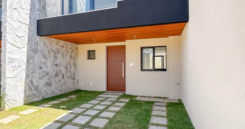 Casa Duplex 3 e 4 Qts / Suíte em vila Maraú, em Morada de Laranjeiras.