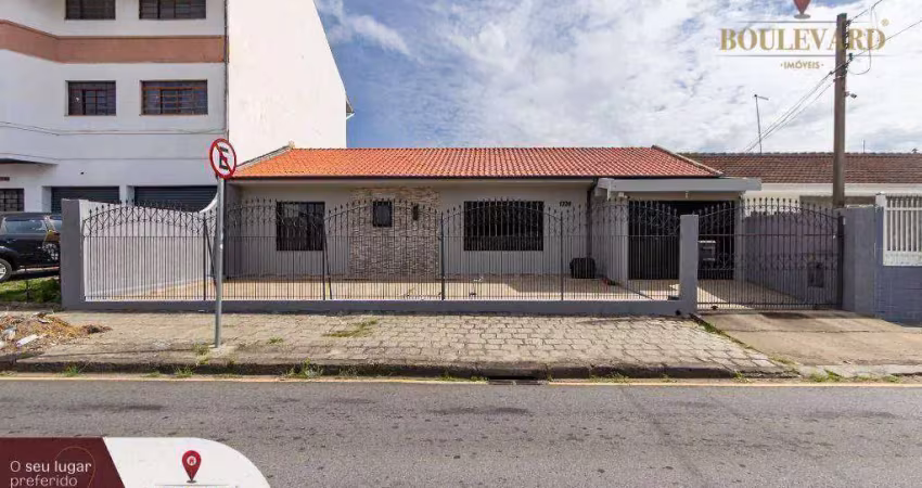Casa térrea com 4 dormitórios à venda, 191 m² por R$ 790.000 - Cajuru - Curitiba/PR