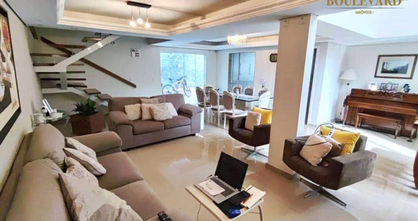 Sobrado em condomínio fechado com 3 dormitórios à venda, 264 m² por R$ 1.185.000 - Guabirotuba - Curitiba/PR