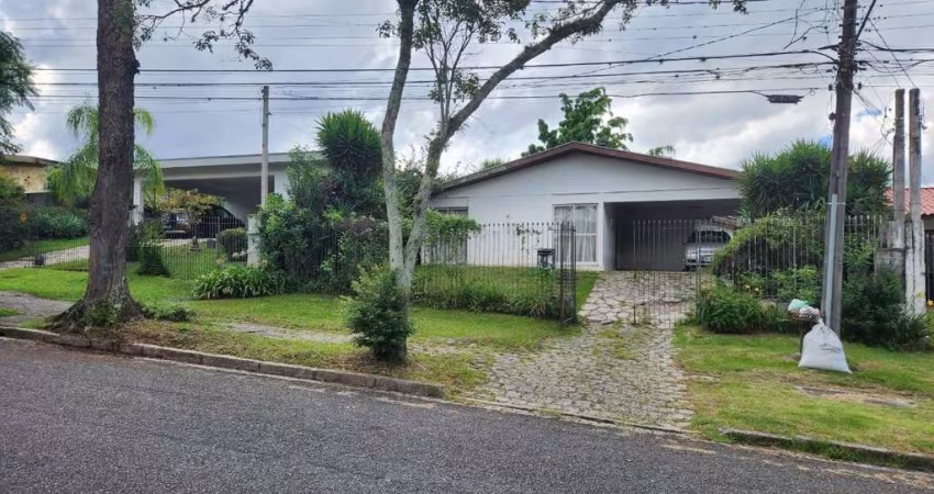 Jardim Social, terreno 493,67m², casa183,90m²,2 salas, lareira, 3 quartos sendo 1 suíte, 2 vagas, C