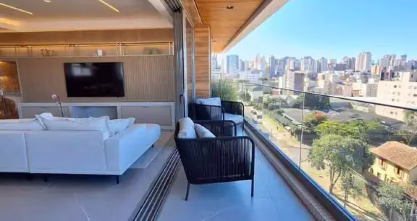 Água verde, apartamento novo, totalmente mobiliado, acabamentos de luxo, 3 suítes e 3 vagas.
