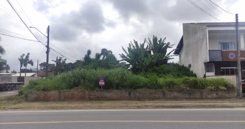 Vende se Terreno de esquina no Balneário Princesa do mar