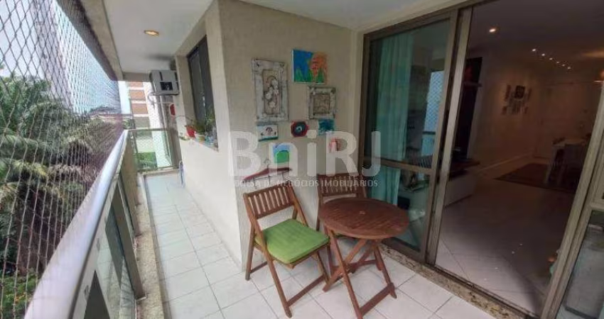 Apartamento em 2 quartos com suíte e vaga