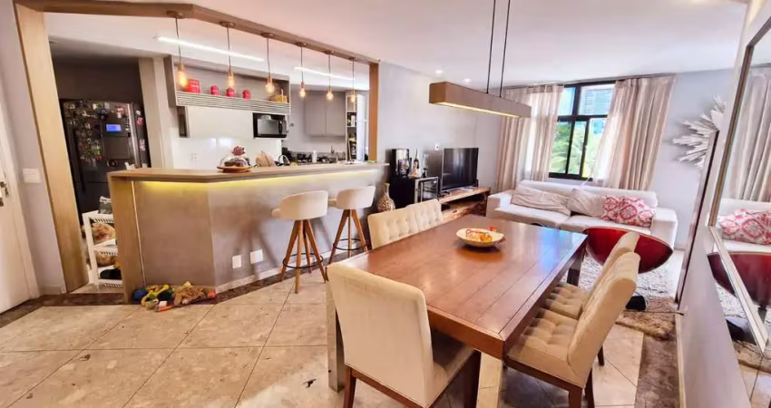 Apartamento reformado  no condomínio  portofino , pertinho de tudo , no melhorlocal da barra !