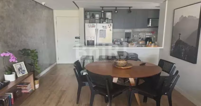 Luxuoso apartamento de 3 quartos com suíte e lazer completo