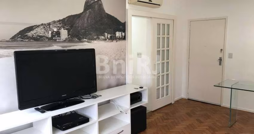 Apartamento 64mtrs², Avenida Ataulfo de Paiva, próximo ao metro Jardim de Alah