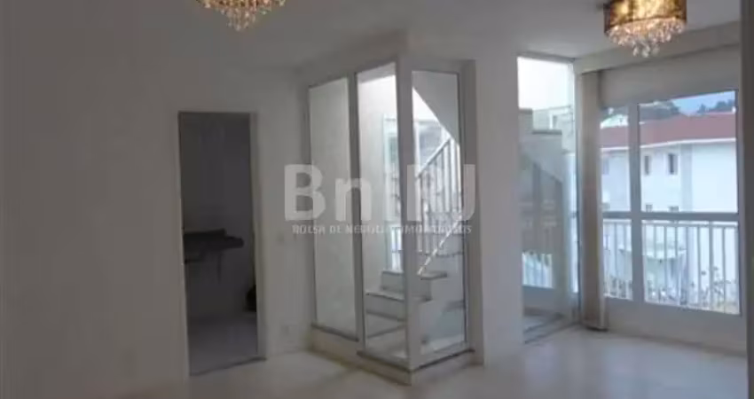 Cobertura 3 quartos, sendo 1 suíte- Com 2 vagas. Próximo ao Centro-Petrópolis ? RJ.
