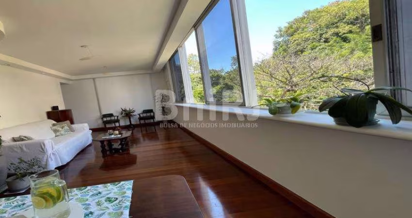EXCLUSIVO APARTAMENTO DE 3 QUARTOS (1 SUÍTE) NO HUMAITÁ ELEGÂNCIA, CONFORTO E LOCALIZAÇÃO PRIVILEGIADA