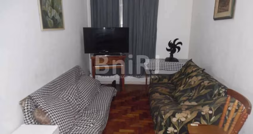 APARTAMENTO 2 QUARTOS POSTO 6