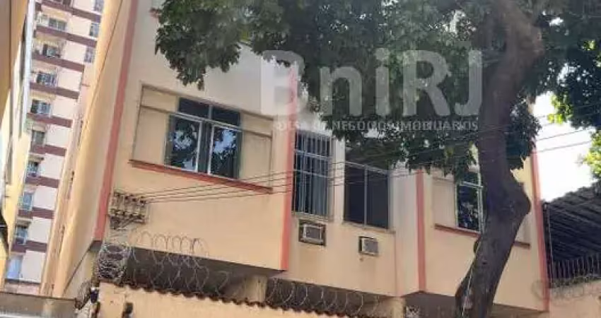 Apartamento 2 quartos com dependência completa no coração de vila isabel