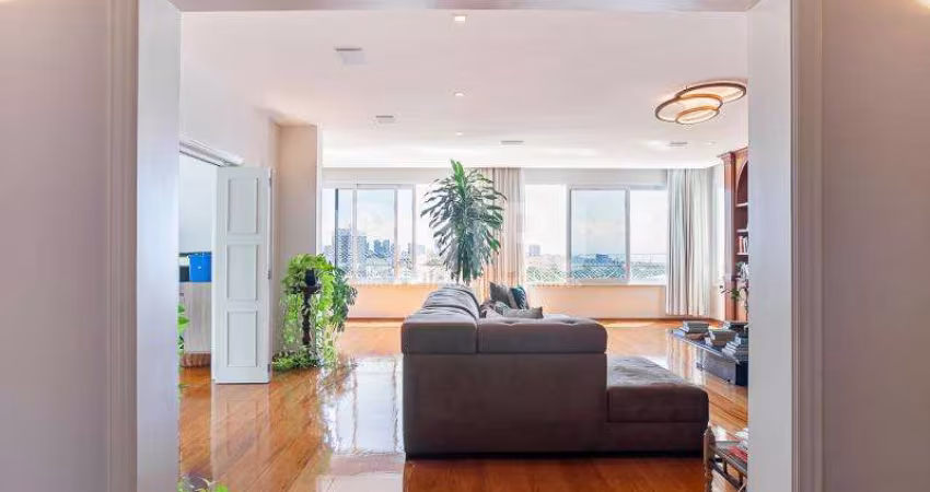 Belíssimo apartamento andar alto no Flamengo