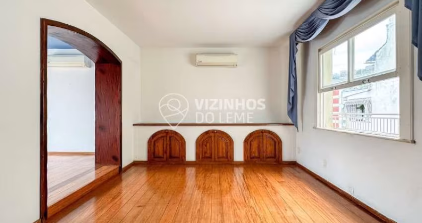 3 Quartos Espaçoso em Andar Alto no Leme