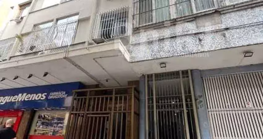 Oportunidade  à venda - apartamento 01 quarto na quadra da praia de copacabana
