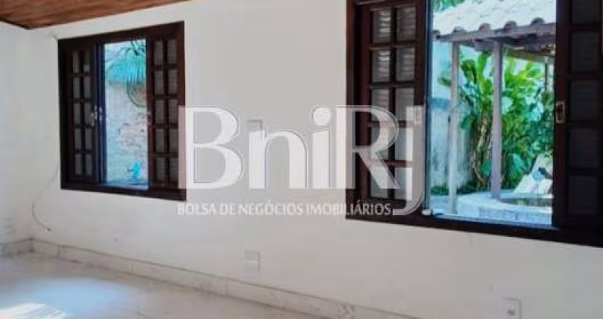 ALUGO CASA NA MELHOR RUA DE SÃO CONRADO