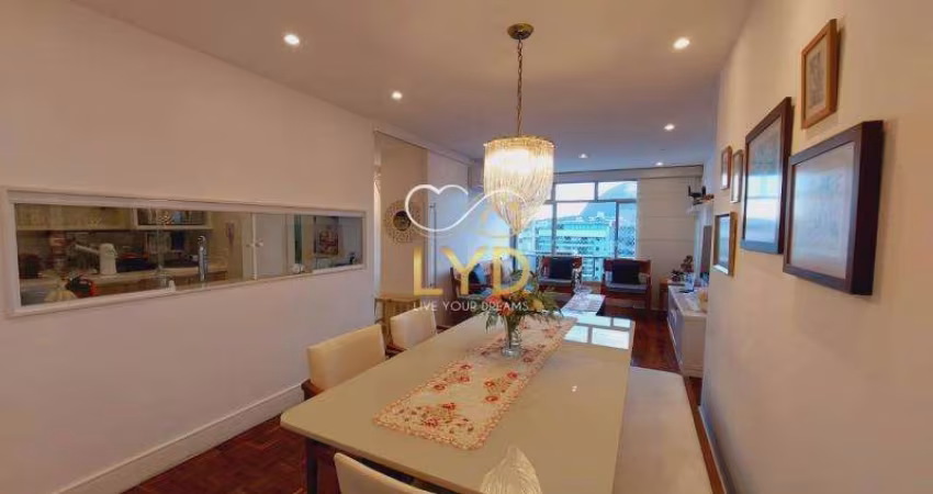 Apartamento de 2 quartos reformado no Jardim Botânico