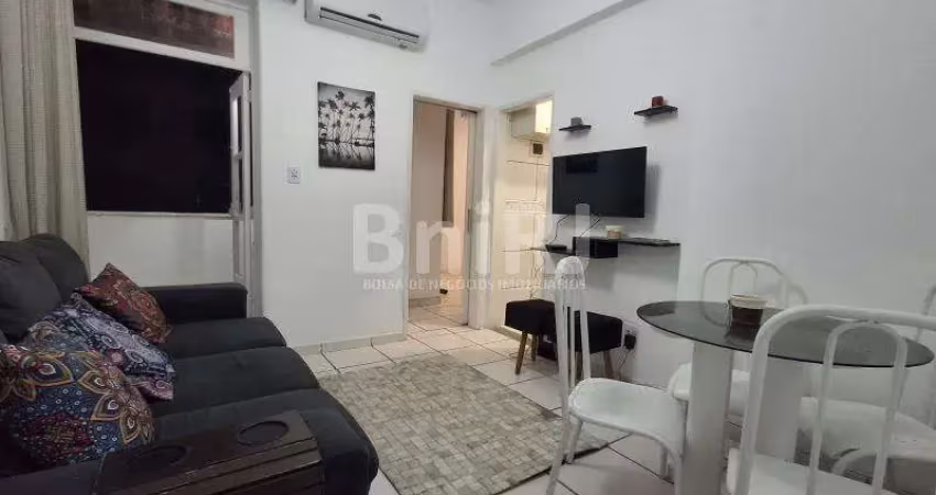 Vendo ou alugo temporada no posto 5 com varandinha apartamento de sala e quarto, copacabana-rio de janeiro rj