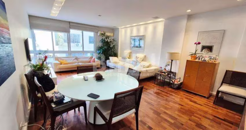 Oportunidade imperdível para vender rápido! apartamento 3 quartos totalmente reformado na avenida alexandre ferreira, lagoa