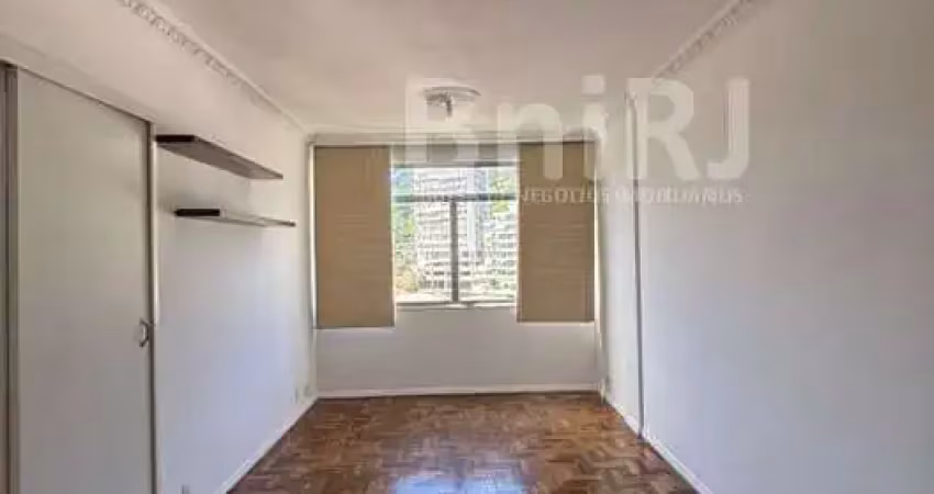 Apartamento com 3 quartos para alugar na Rua General Glicério, Laranjeiras, Rio de Janeiro