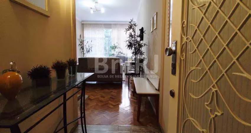 Oportunidade!!!   apartamento com excelente planta  e estado de conservação no bairro da tijuca!