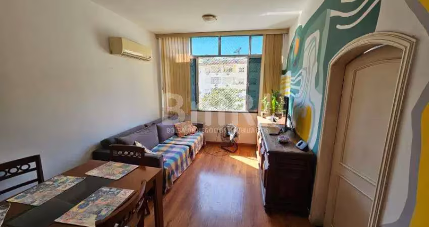 Apartamento duplex com 80m² na rua professor ortiz monteiro