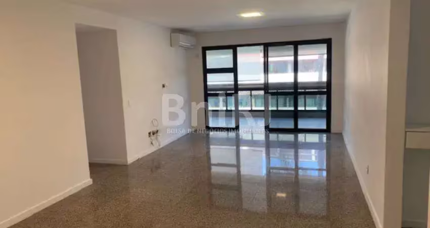 Apartamento com 3 quartos para alugar na Avenida Lúcio Costa, 4600, Barra da Tijuca, Rio de Janeiro