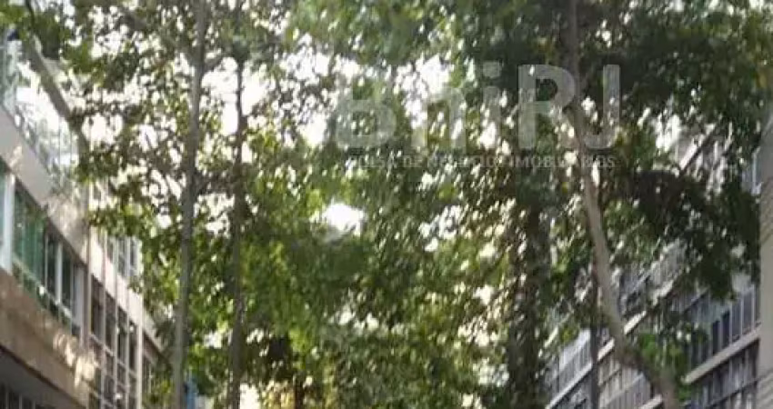 Apaixone-se!!!  após a 2. quadra da praia!!! belíssimo apartamento garden com 2 quartos, suite, churrasqueira, vaga alugada pronto para morar ou investir!!! em copacabana - rio de janeiro rj