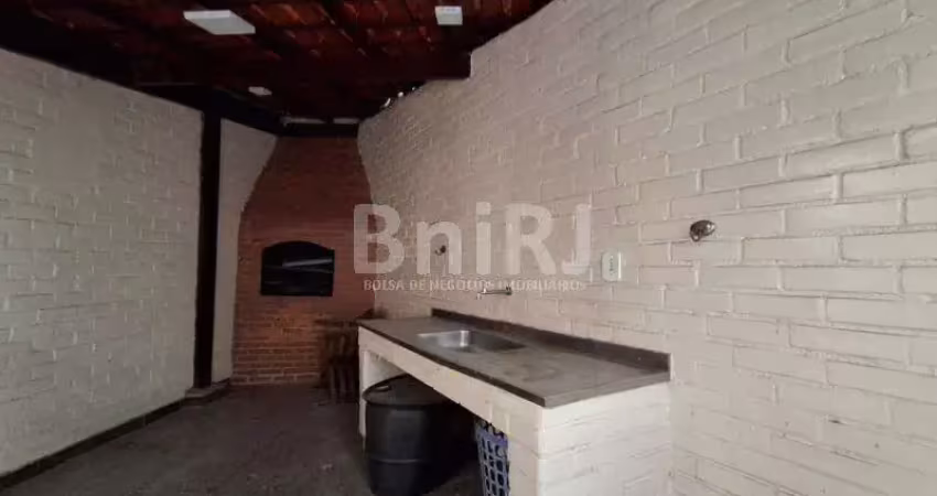 Vendo ótimo imóvel em predio com currasqueira, muito claro, silencioso, ventilado, andar medio, 2 quartos na tijuca, rio de janeiro rj