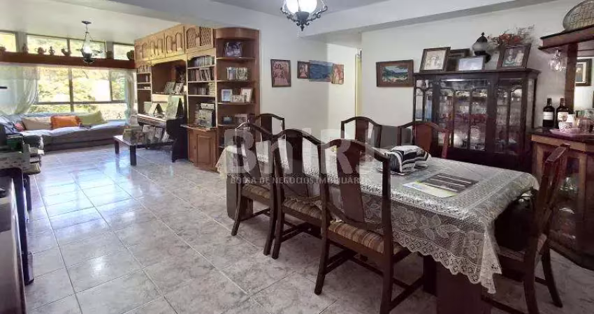 Vendo imóvel silencioso, vista maravilhosa para cristo e verde, fundos, 3 quartos, suite, vaga em laranjeiras, rio de janeiro-rj