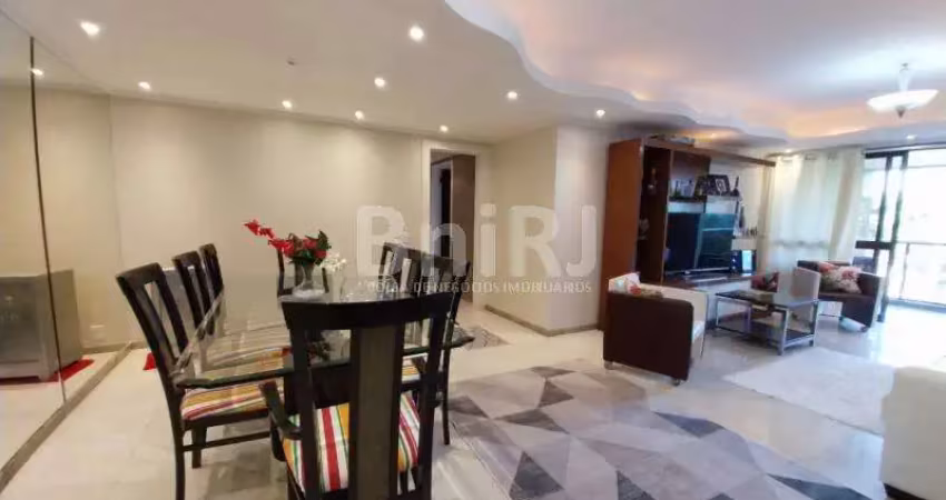 Apartamento com 160m² no condomínio pedra de itaúna - barra da tijuca
