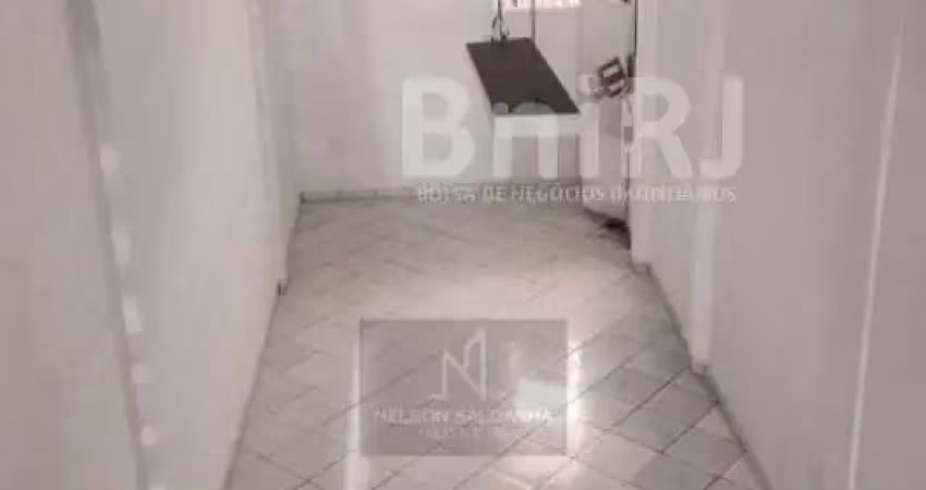 Gapão/loja com 100m² + 40m² de depósito, na rua riachuêlo, centro - rio de janeiro - rj
