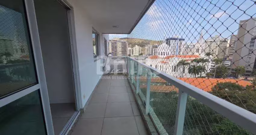 Apartamento com 3 quartos para alugar na Rua Siqueira Campos, Santa Rosa, Niterói