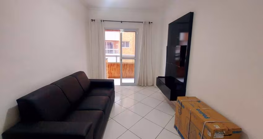 Apartamento Mobiliado de 1 Dormitório no Canto do Forte, a 200m da Praia.