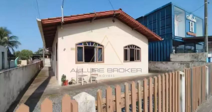 Casa com 3 quartos para alugar no Centro, Penha 