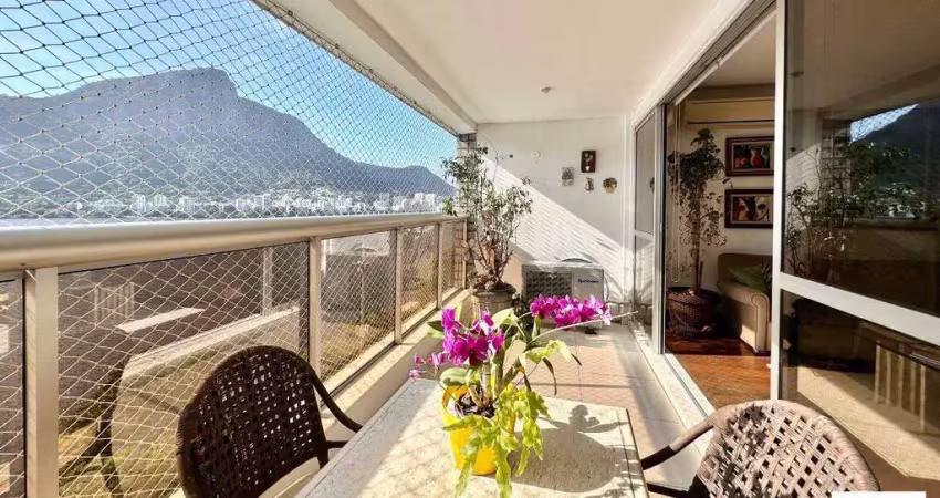 Apartamento à venda, 3 quartos, 1 suíte, 2 vagas, Lagoa - Rio de Janeiro/RJ