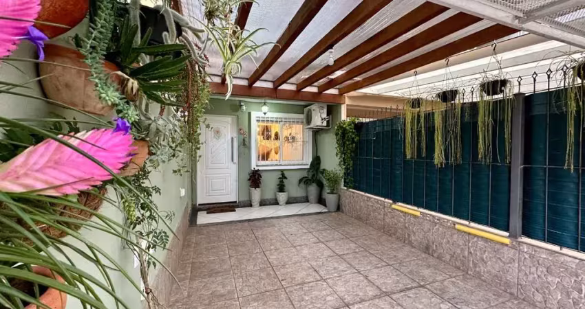 Imperdível! casa à venda em porto alegre-rs, bairro hípica: 2 quartos, 1 suíte, 1 sala, 3 banheiros, 1 vaga de garagem, 160m².
