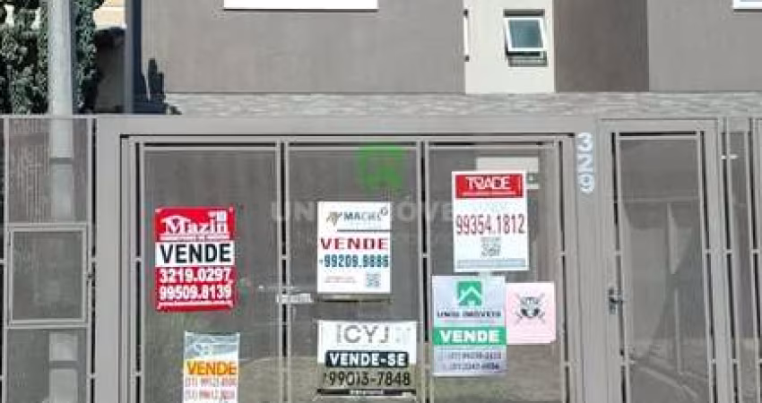 Imperdível Casa à Venda em Porto Alegre-RS, Bairro Espírito Santo: 3 Quartos, 1 Suíte, 1 Sala, 4 Banheiros, 1 Vaga, 170,70 m².