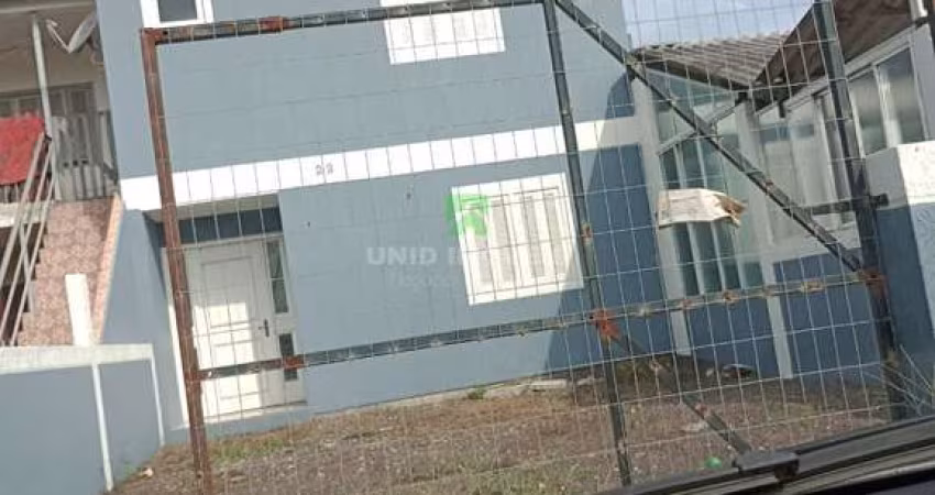 Casa à venda em Porto Alegre-RS, bairro Ponta Grossa: 2 quartos, 1 sala, 1 banheiro, 1 vaga de garagem, 91,00 m² de área.