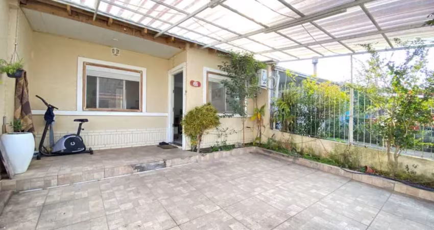 Imperdível: casa à venda em porto alegre-rs, bairro hípica! 2 quartos, 2 salas, 2 vagas de garagem, 51m² de área.
